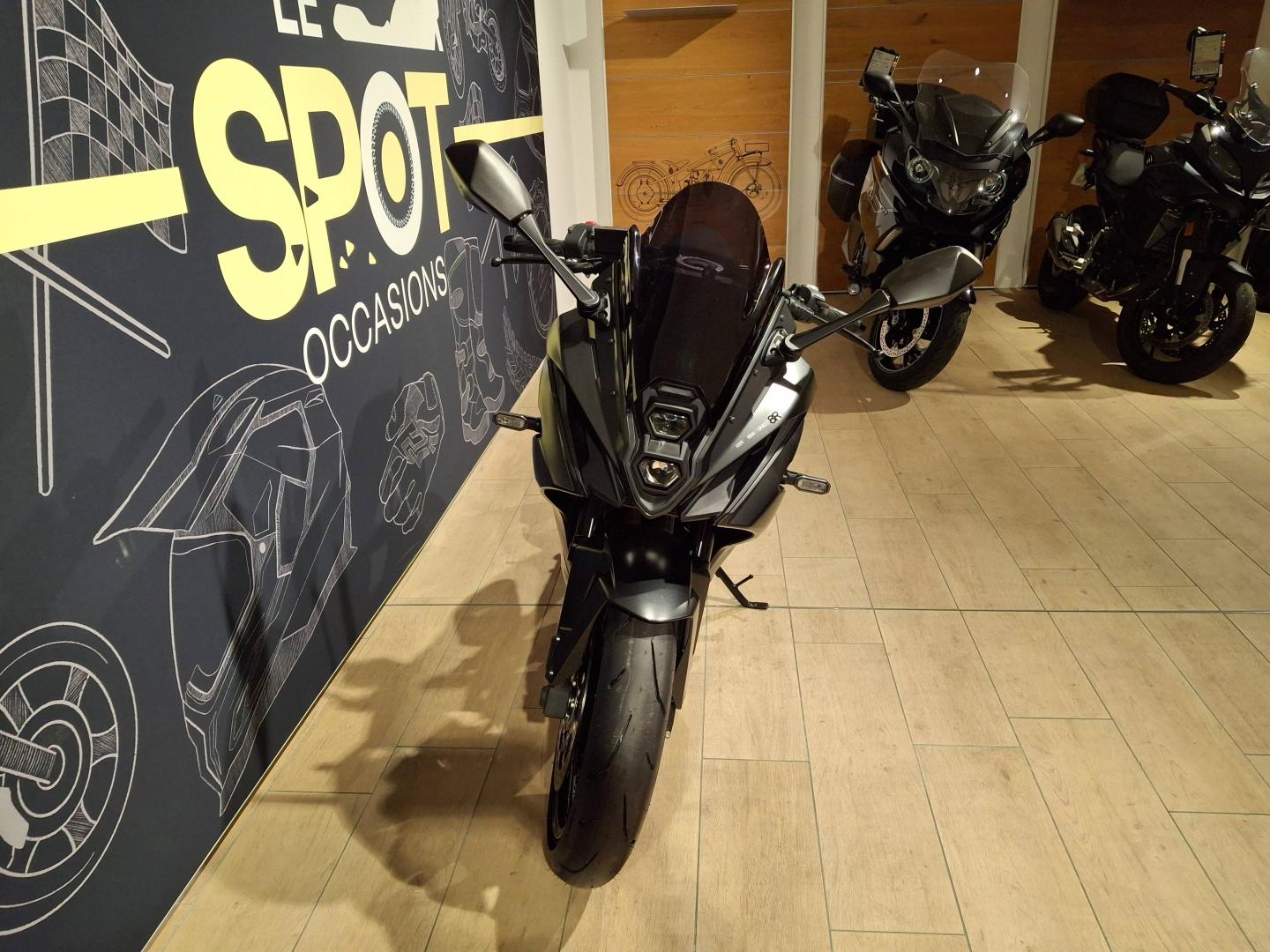 Image SUZUKI GSX-8R GSX-8R 800 A2 2025