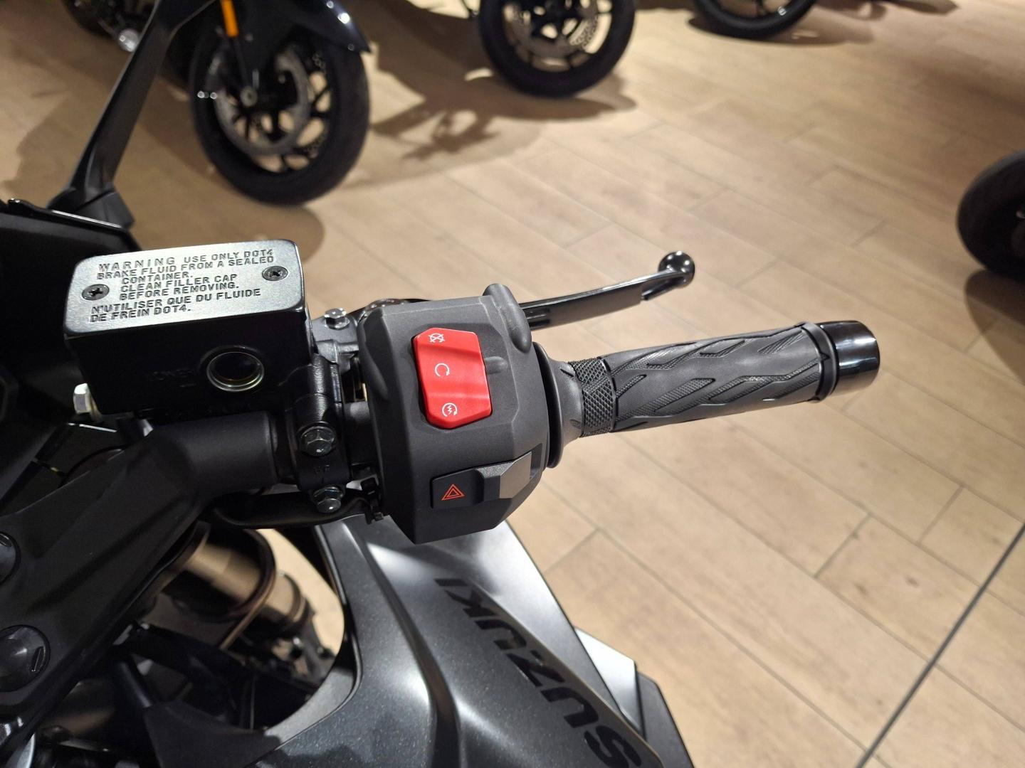 Image SUZUKI GSX-8R GSX-8R 800 A2 2025