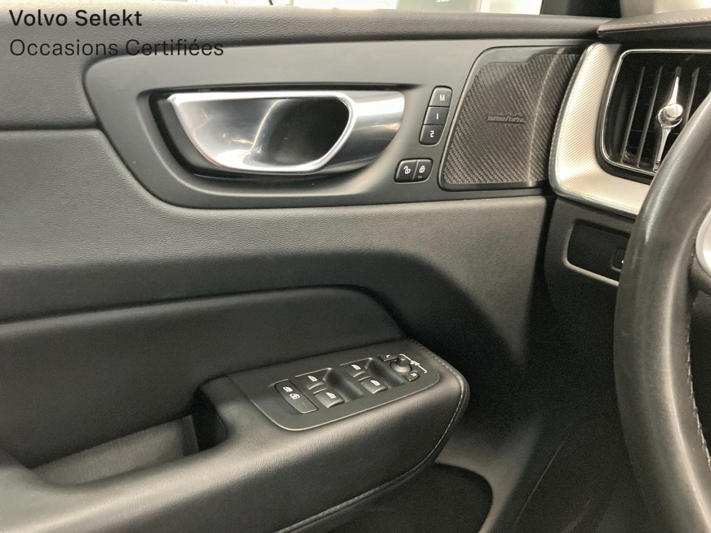 Image VOLVO XC60 B4 AdBlue 197ch Ultimate Style Chrome Geartronic