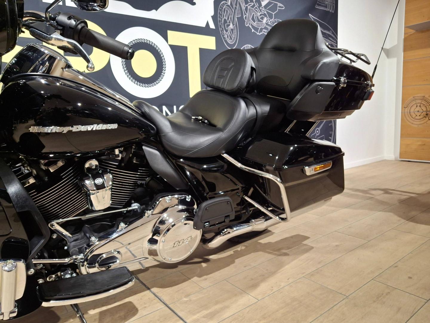 Image HARLEY-DAVIDSON Electra Gld Revival Electra Glide Limited 1868