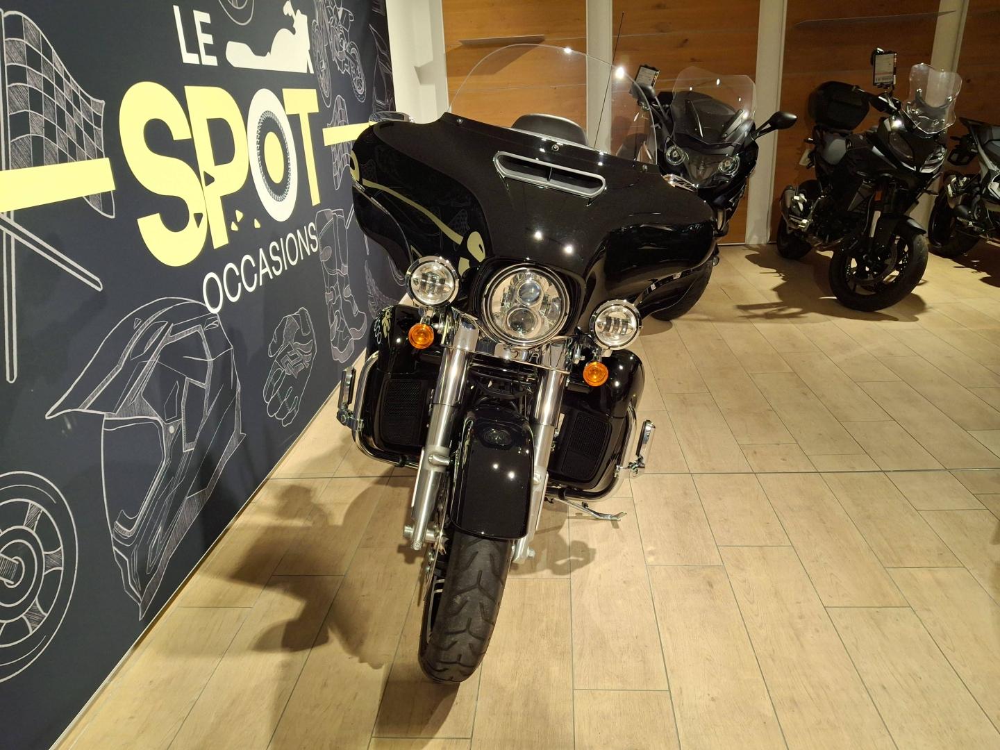 Image HARLEY-DAVIDSON Electra Gld Revival Electra Glide Limited 1868