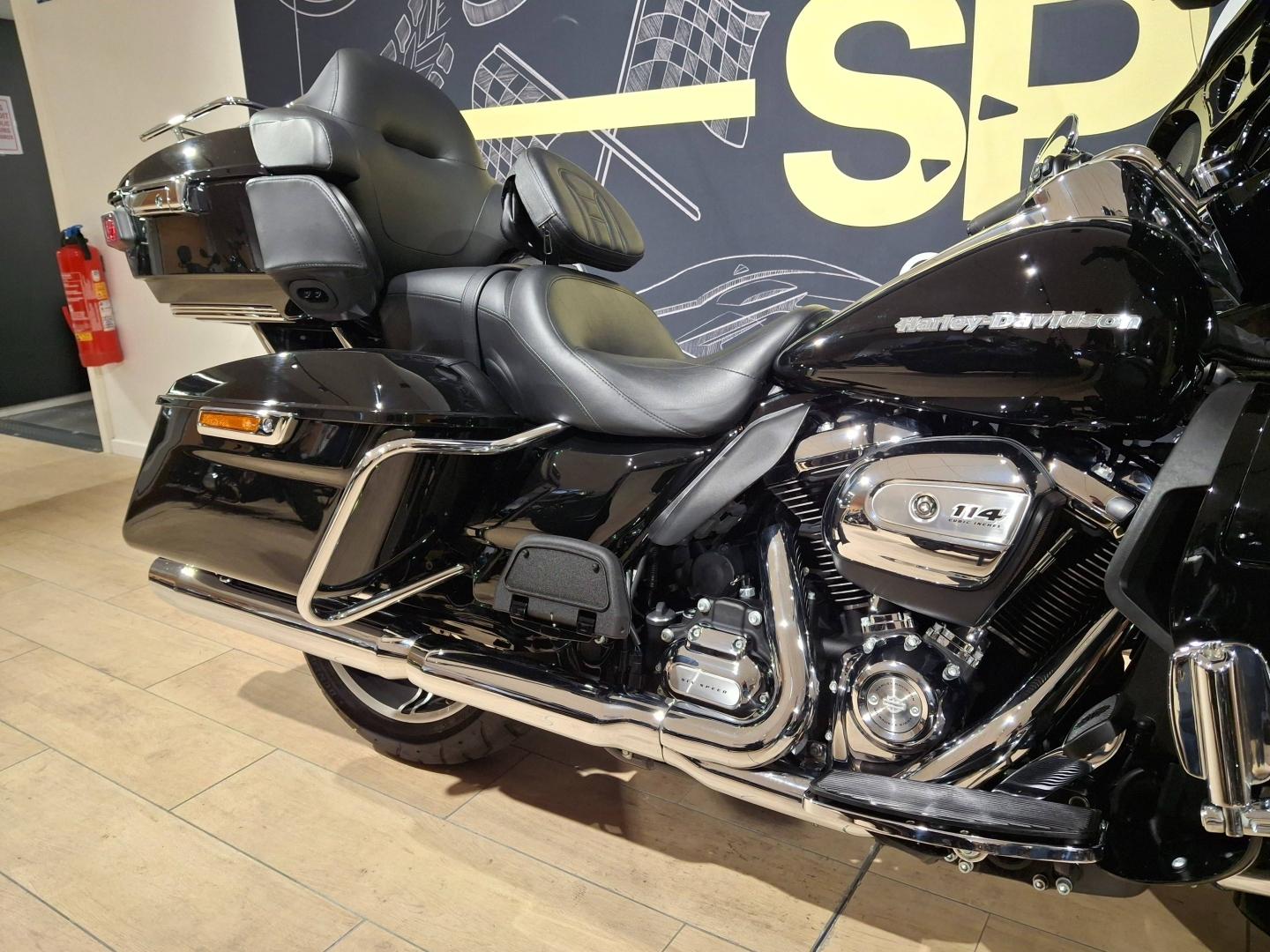 Image HARLEY-DAVIDSON Electra Gld Revival Electra Glide Limited 1868