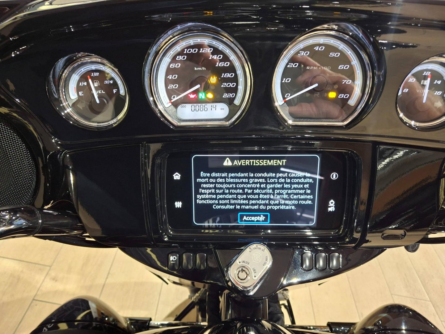 Image HARLEY-DAVIDSON Electra Gld Revival Electra Glide Limited 1868