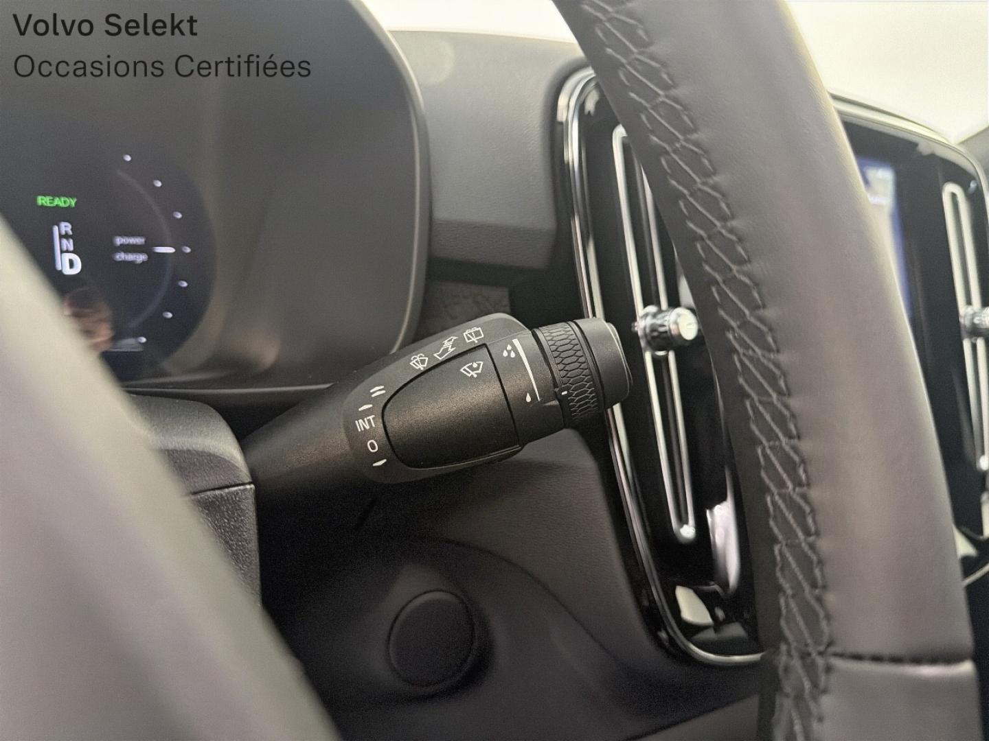 Image VOLVO EX40 Single Extended Range 252ch Black Edition