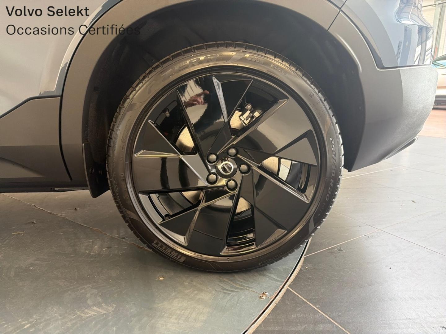 Image VOLVO EX40 Single Extended Range 252ch Black Edition