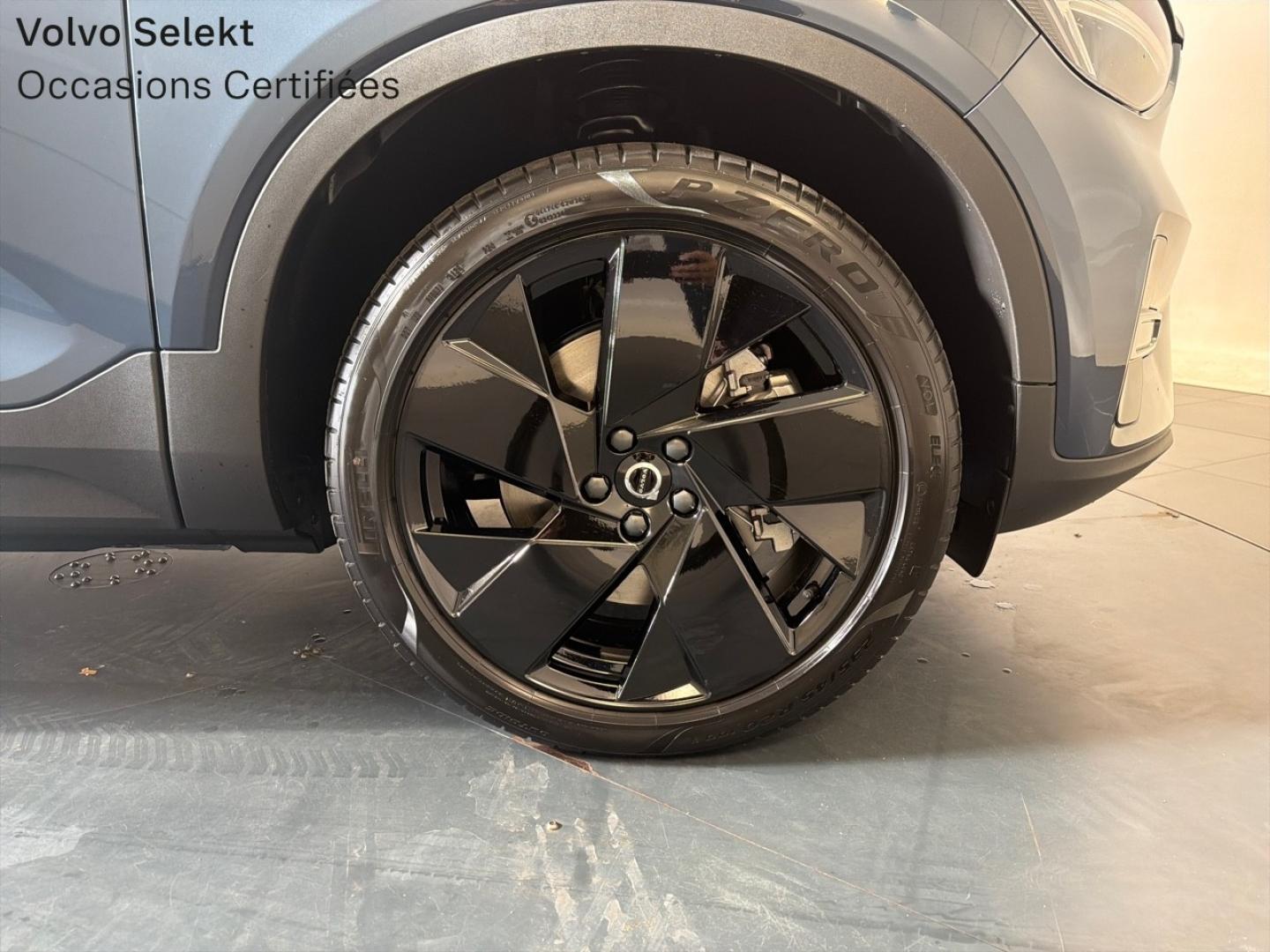 Image VOLVO EX40 Single Extended Range 252ch Black Edition