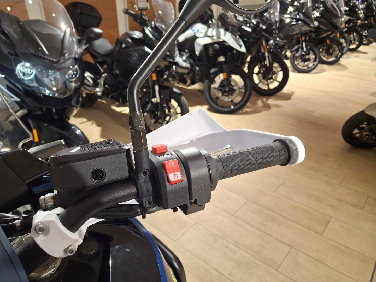 Image HUSQVARNA Norden 901 Norden 901 Expedition