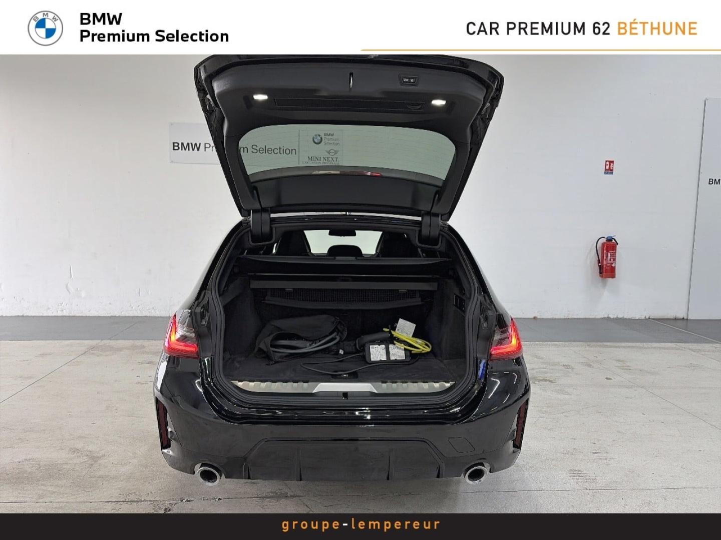 Image BMW Série 3 Touring 330eA 292ch M Sport