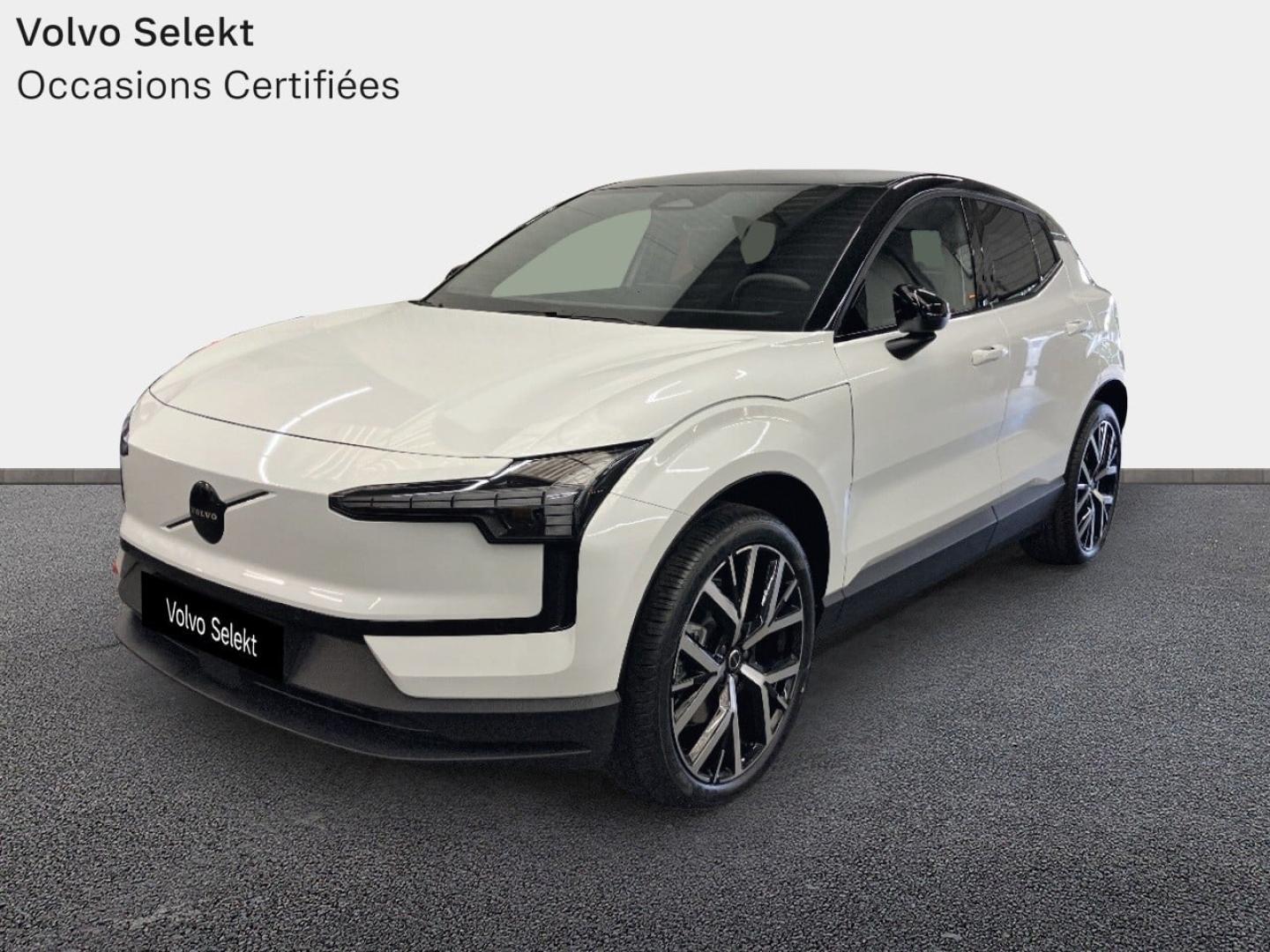 Photo VOLVO Ex30 Black Edition Plus  P5 Long Range Électrique