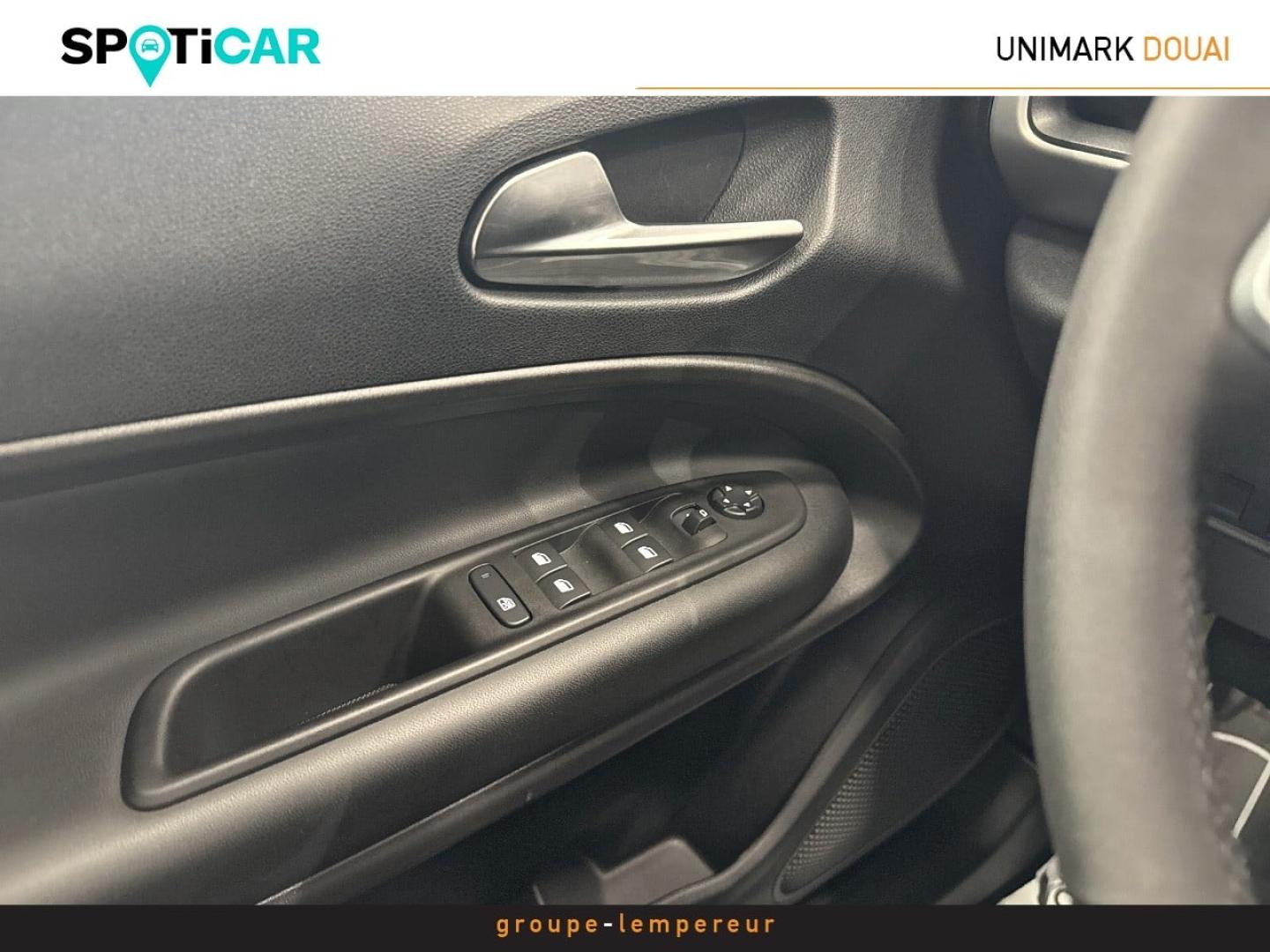 Image JEEP Avenger 1.2 Turbo T3 110ch MHEV Altitude BVR6 eHybrid
