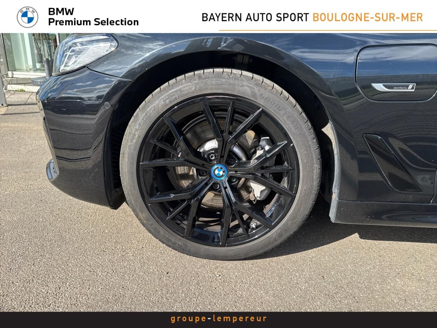 Image BMW Série 5 Touring 530eA xDrive 292ch M Sport Steptronic 10cv