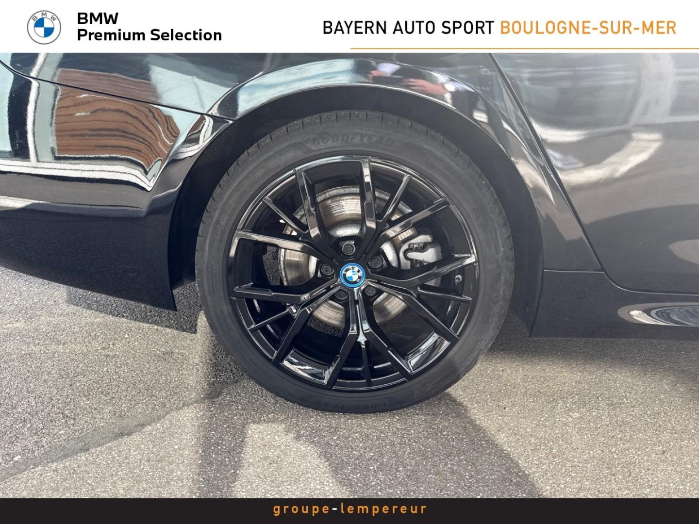Image BMW Série 5 Touring 530eA xDrive 292ch M Sport Steptronic 10cv