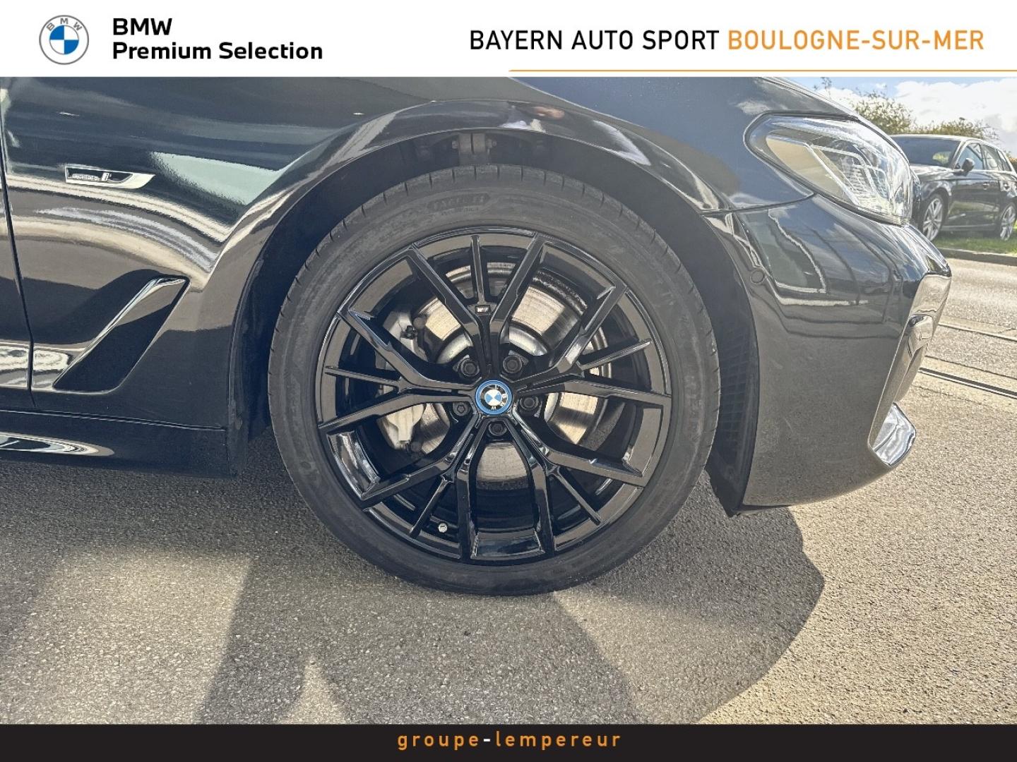 Image BMW Série 5 Touring 530eA xDrive 292ch M Sport Steptronic 10cv