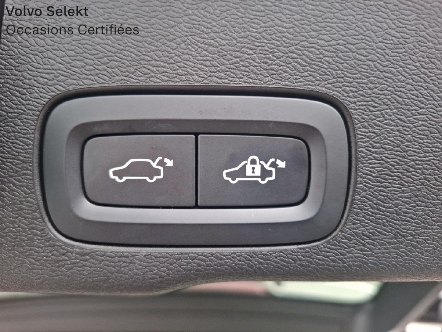 Image VOLVO XC60 T6 AWD 253 + 145ch Utimate Style Chrome Geartronic