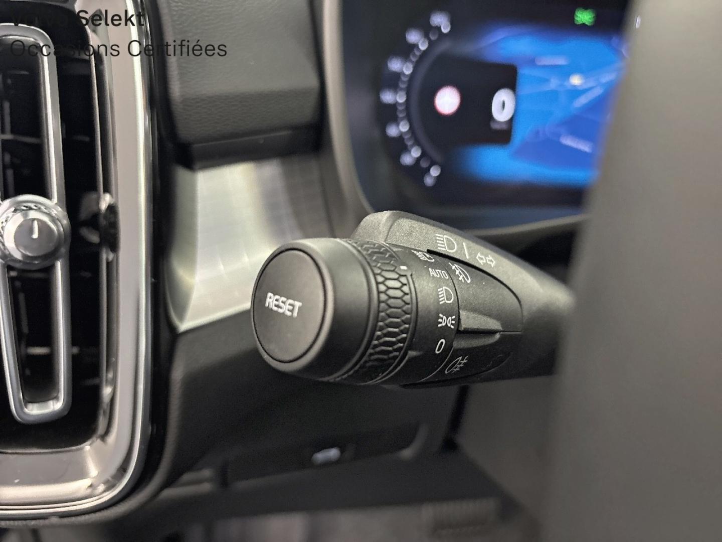 Image VOLVO XC40 B3 163ch Black Edition DCT 7