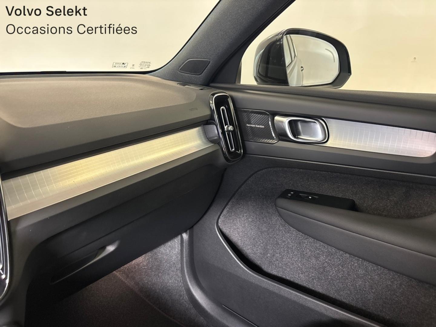 Image VOLVO XC40 B3 163ch Black Edition DCT 7