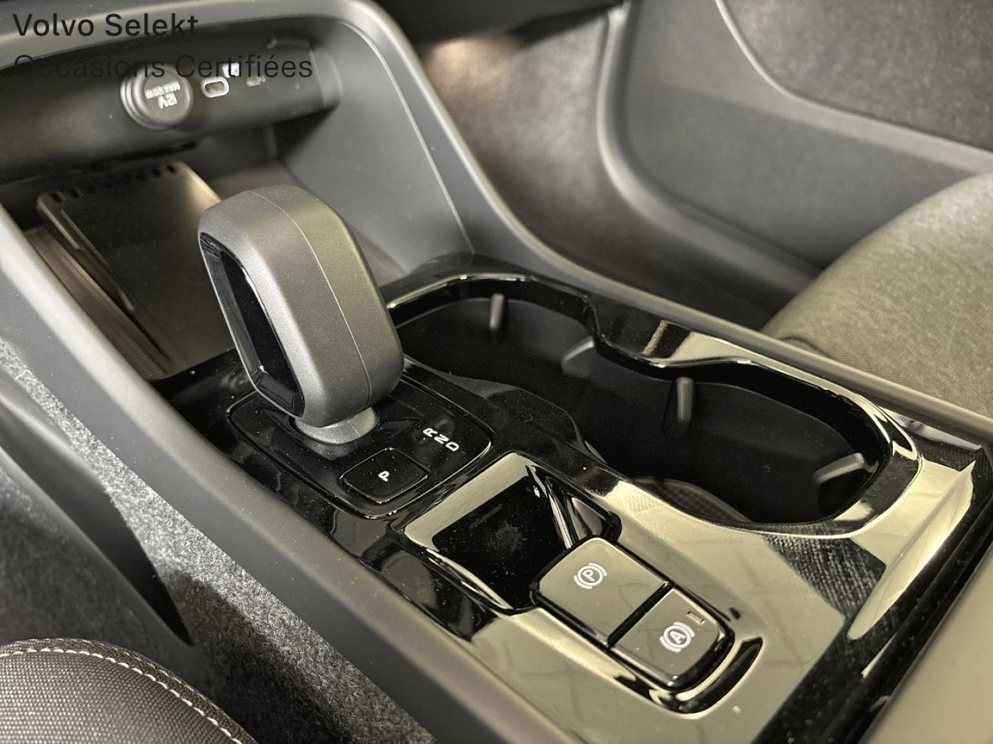 Image VOLVO XC40 B3 163ch Black Edition DCT 7
