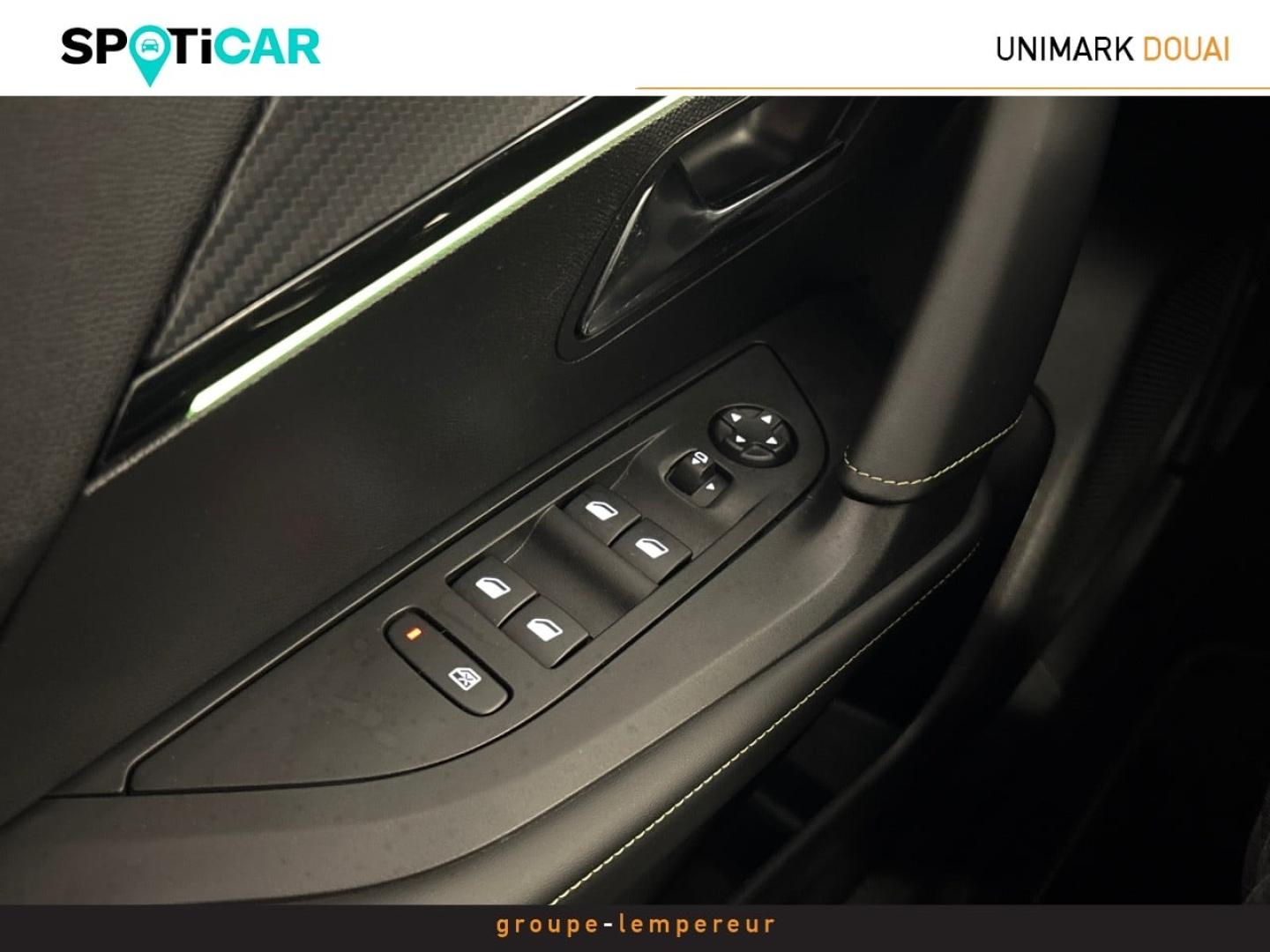 Image PEUGEOT 2008 1.2 Hybrid 136ch GT e-DCS6