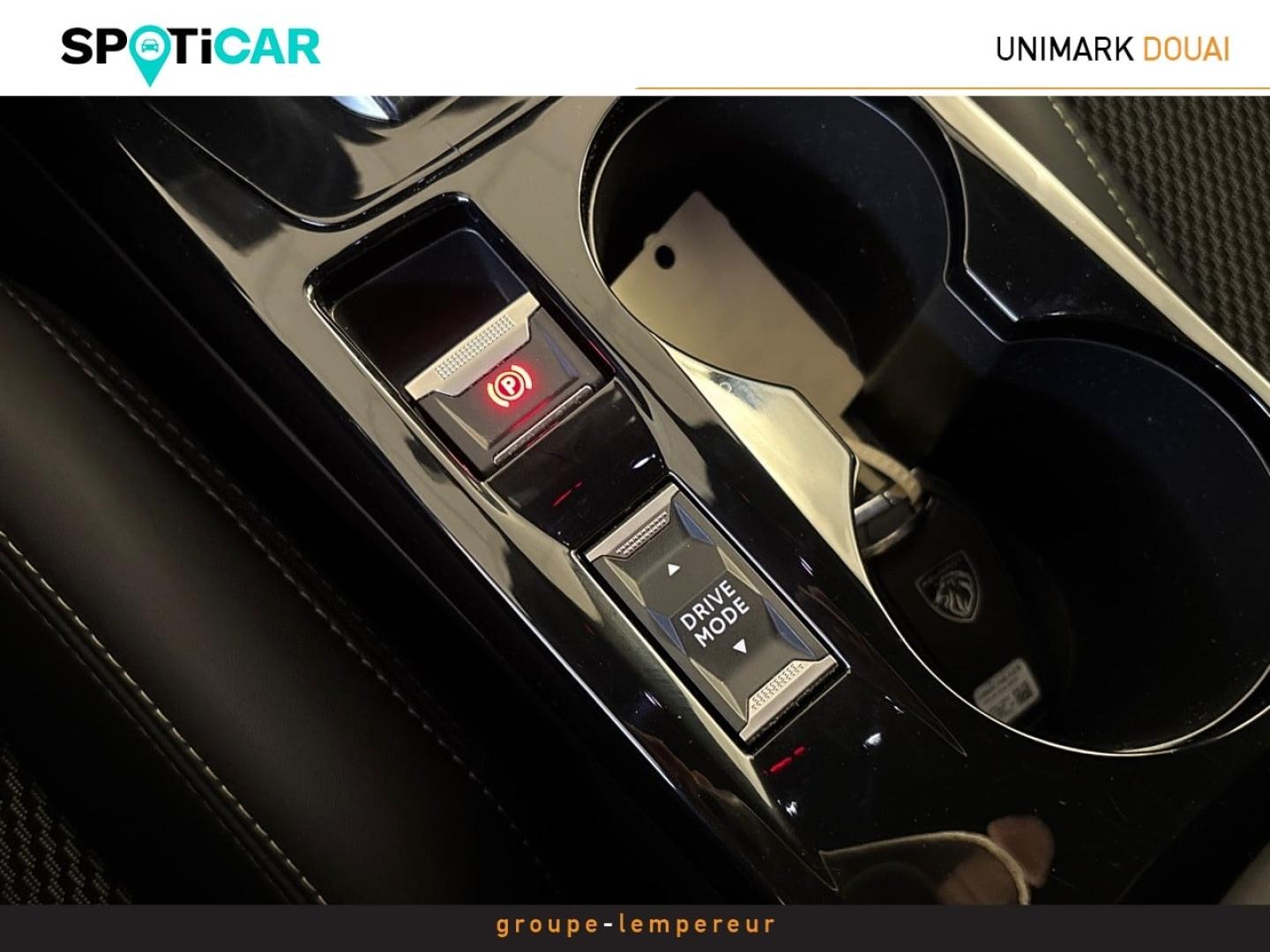 Image PEUGEOT 2008 1.2 Hybrid 136ch GT e-DCS6