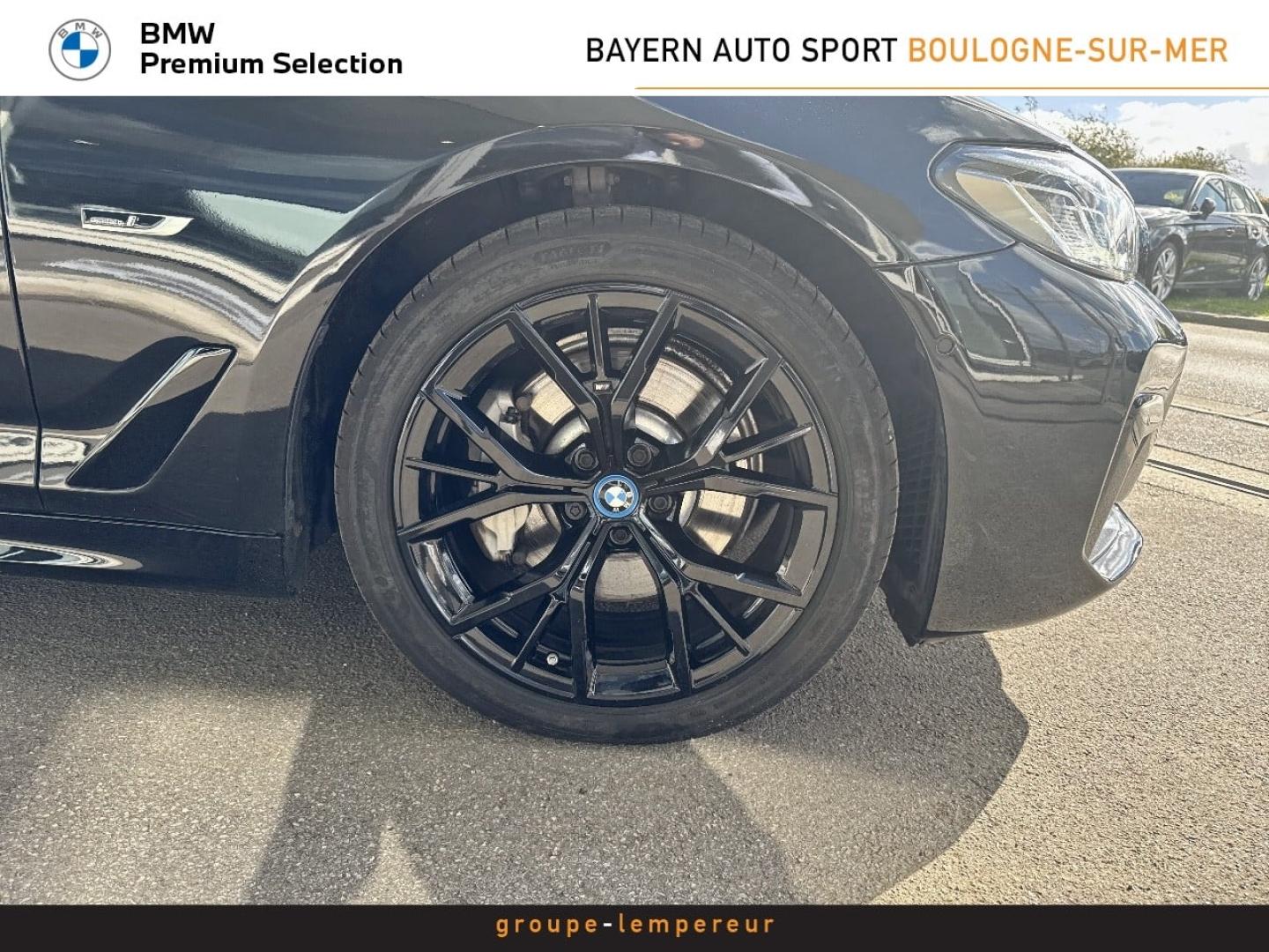 Image BMW Série 5 Touring 530eA xDrive 292ch M Sport Steptronic 10cv