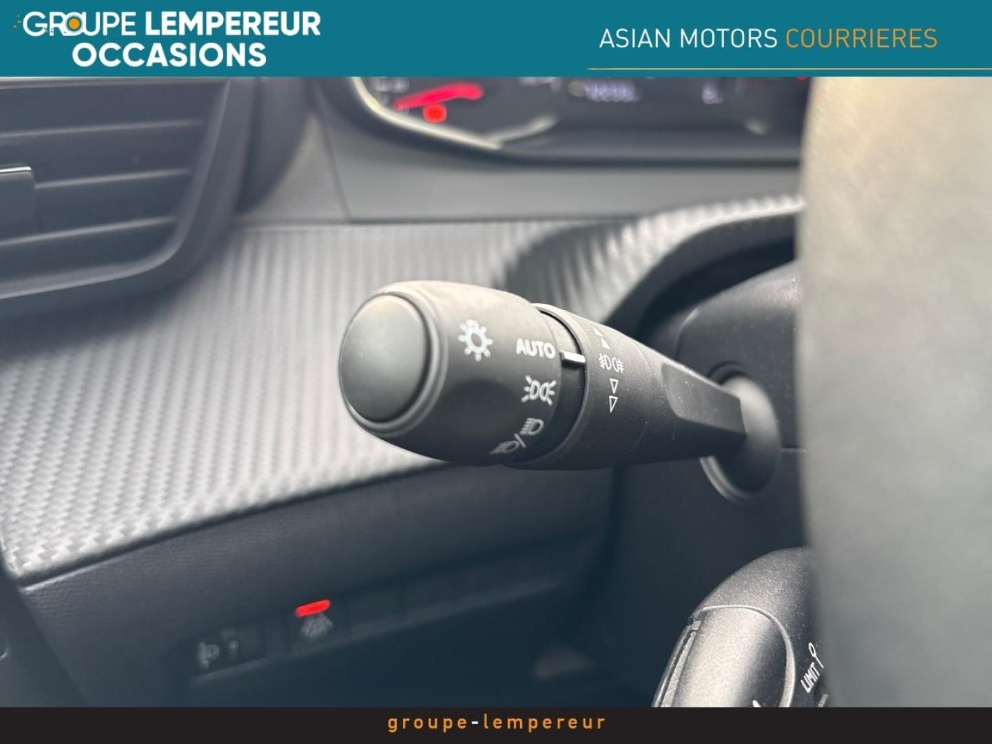 Image PEUGEOT 2008 1.5 BlueHDi 110ch S&S Active