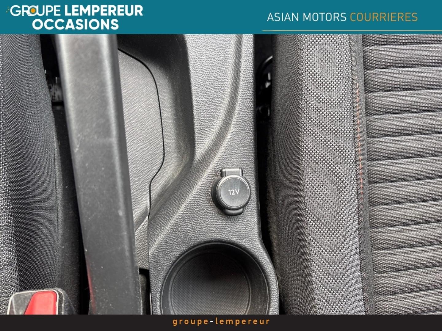 Image PEUGEOT 2008 1.5 BlueHDi 110ch S&S Active