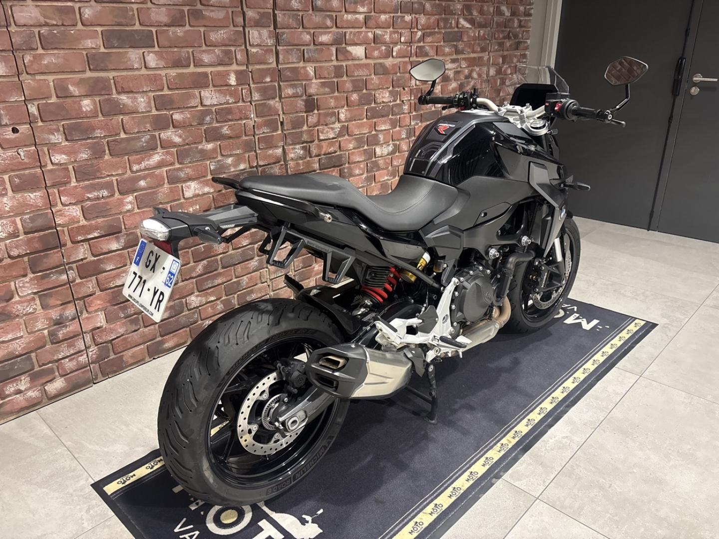 Photo BMW F F 900 R A2