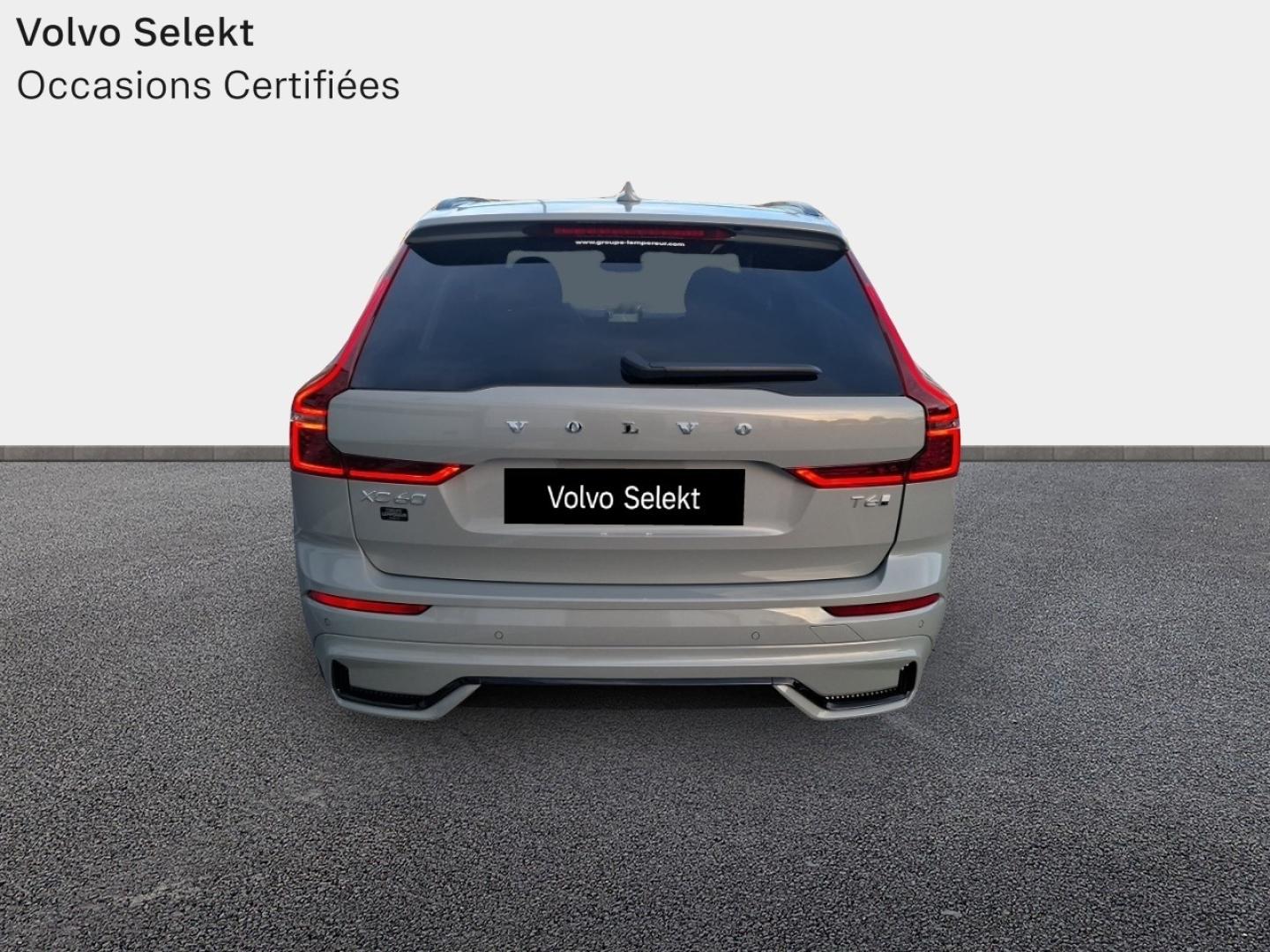 Image VOLVO XC60 T6 Hybride Rechargeable 253 + 145ch Ultra Style Dark Geartronic 8 AWD