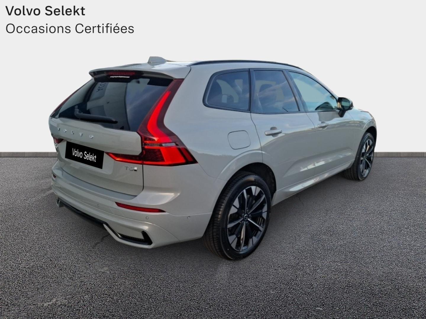 Image VOLVO XC60 T6 Hybride Rechargeable 253 + 145ch Ultra Style Dark Geartronic 8 AWD