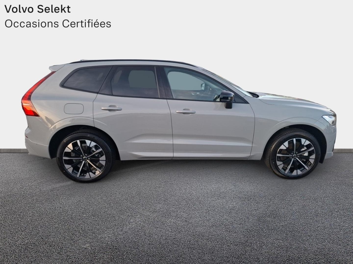 Image VOLVO XC60 T6 Hybride Rechargeable 253 + 145ch Ultra Style Dark Geartronic 8 AWD