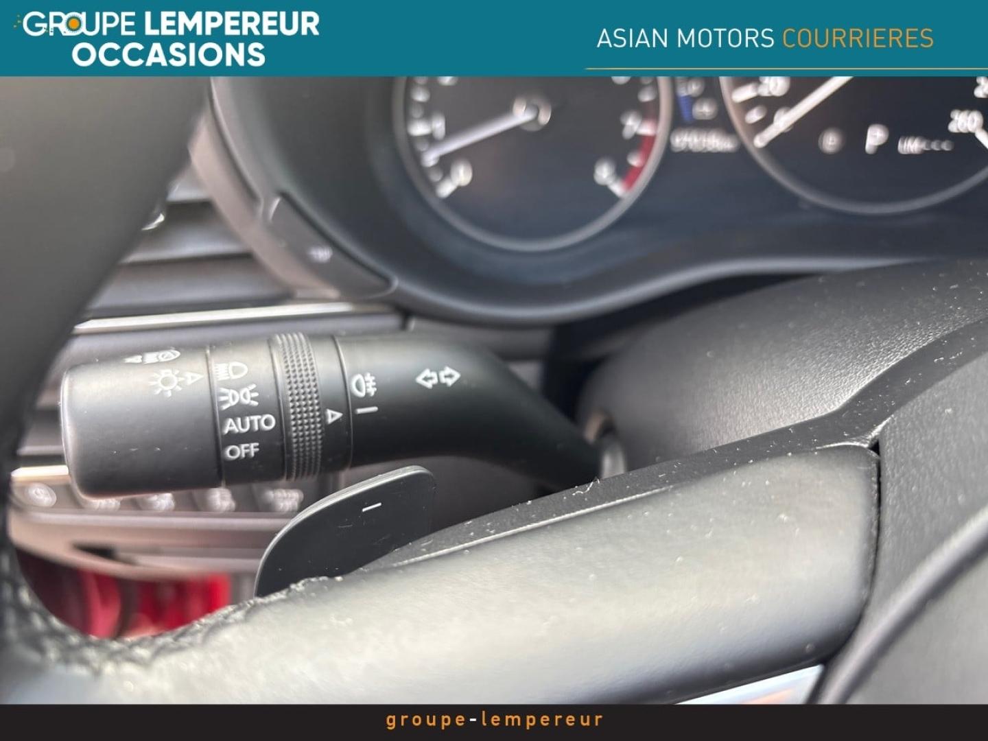 Image MAZDA Mazda 3 2.0 SKYACTIV-X M-Hybrid 180ch Sportline BVA Evap 10cv