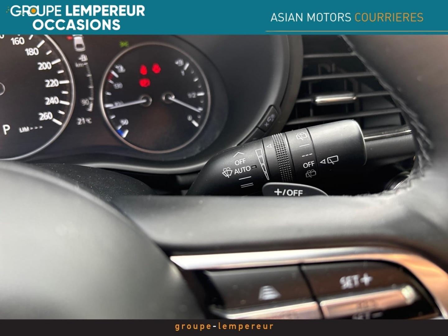 Image MAZDA Mazda 3 2.0 SKYACTIV-X M-Hybrid 180ch Sportline BVA Evap 10cv