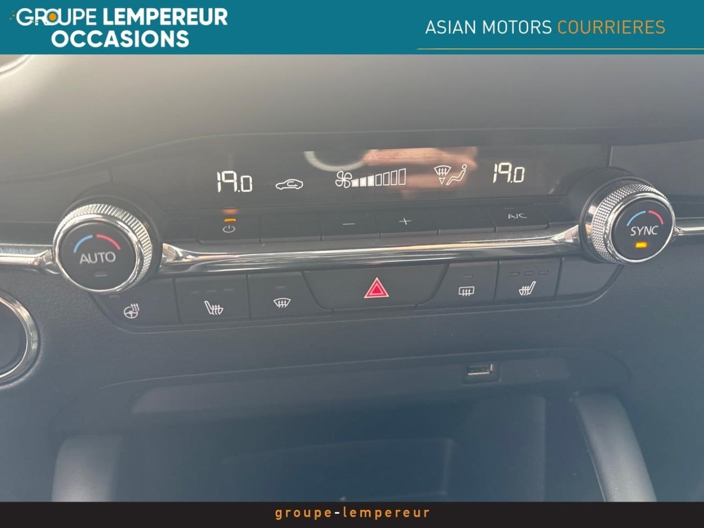Image MAZDA Mazda 3 2.0 SKYACTIV-X M-Hybrid 180ch Sportline BVA Evap 10cv