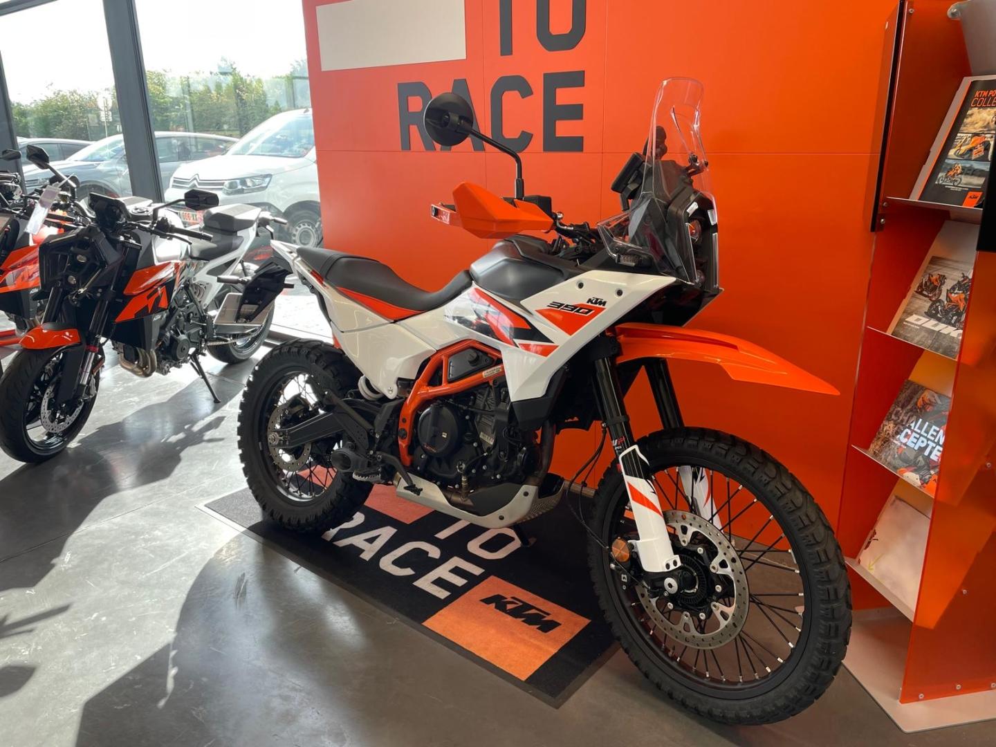 Image KTM 390 ADVENTURE R
