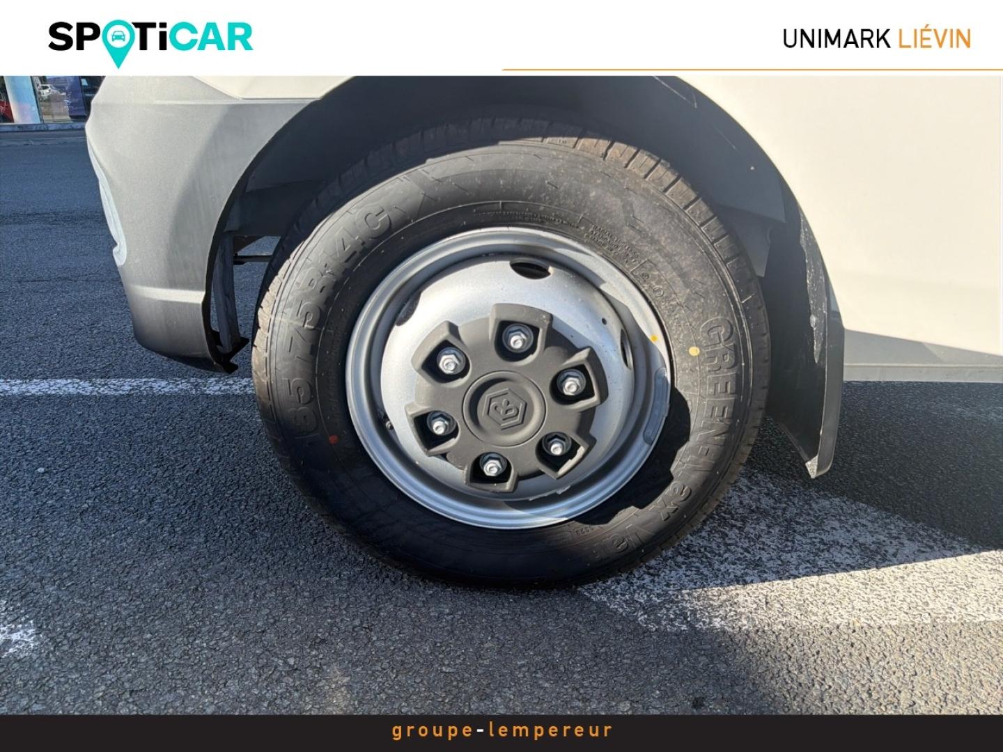 Image PIAGGIO Porter Châssis TW L2 Short Range GPL Empattement 3250 HD Top