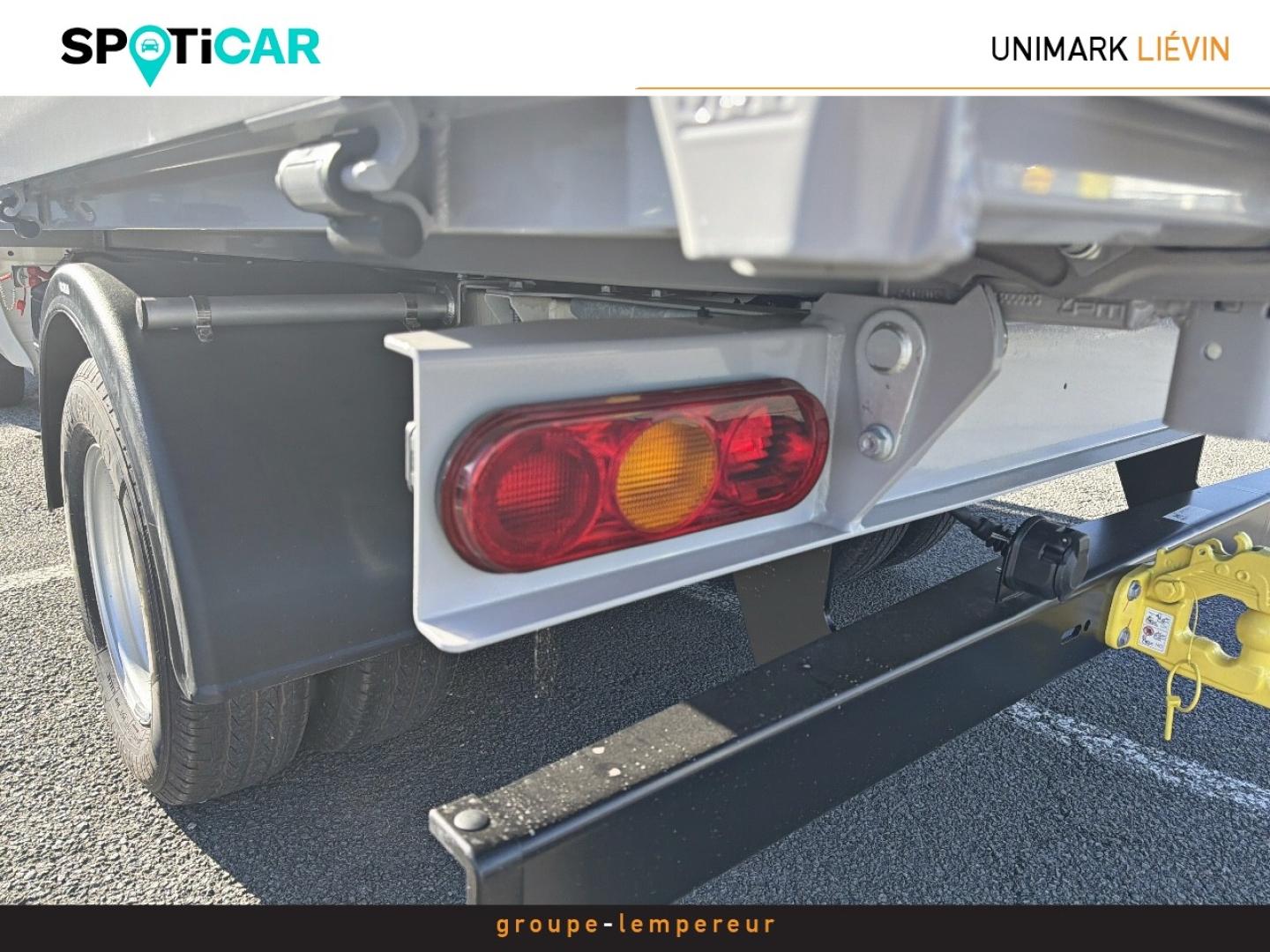 Image PIAGGIO Porter Châssis TW L2 Short Range GPL Empattement 3250 HD Top