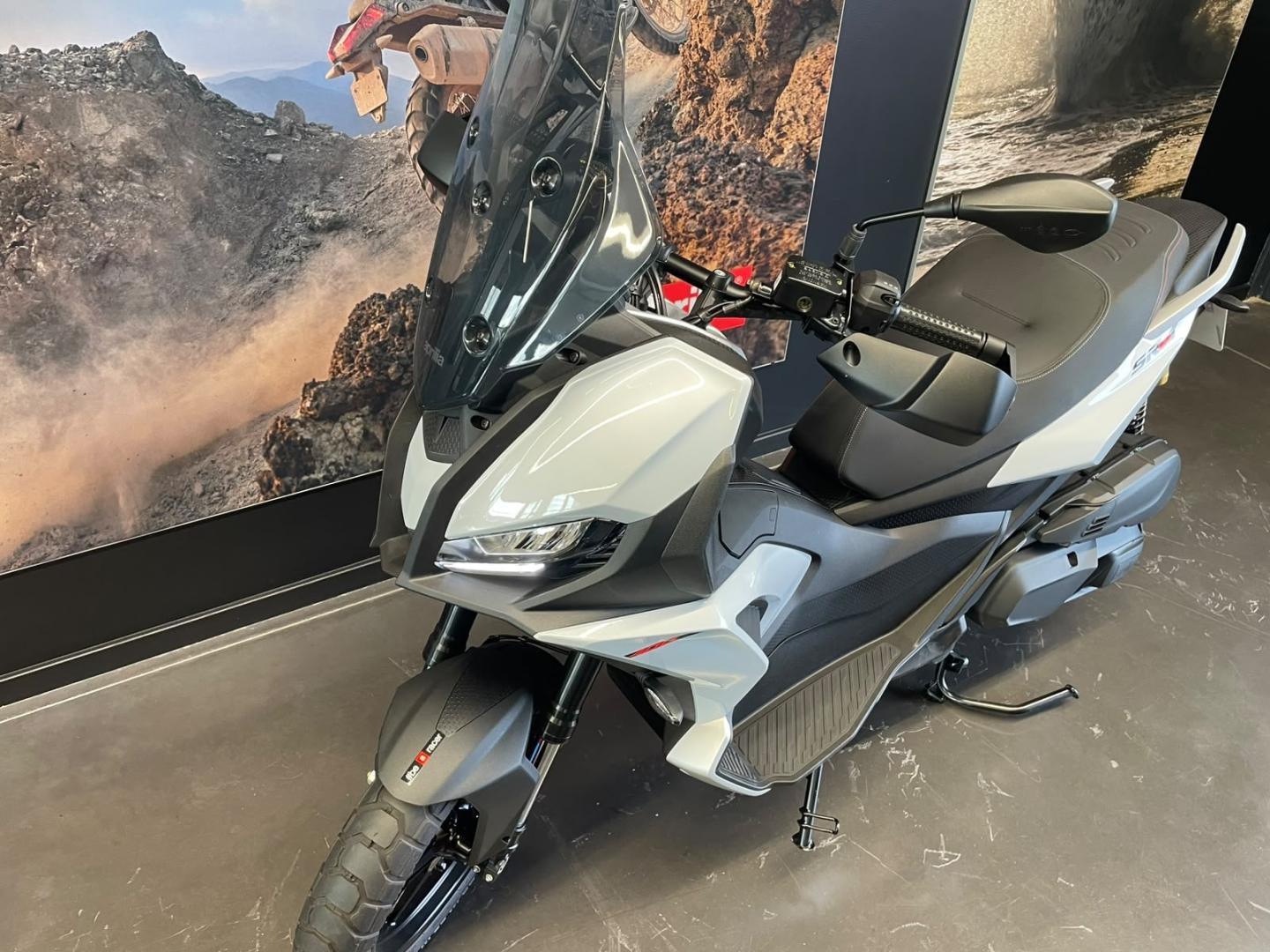 Image APRILIA SR GT SR GT 400
