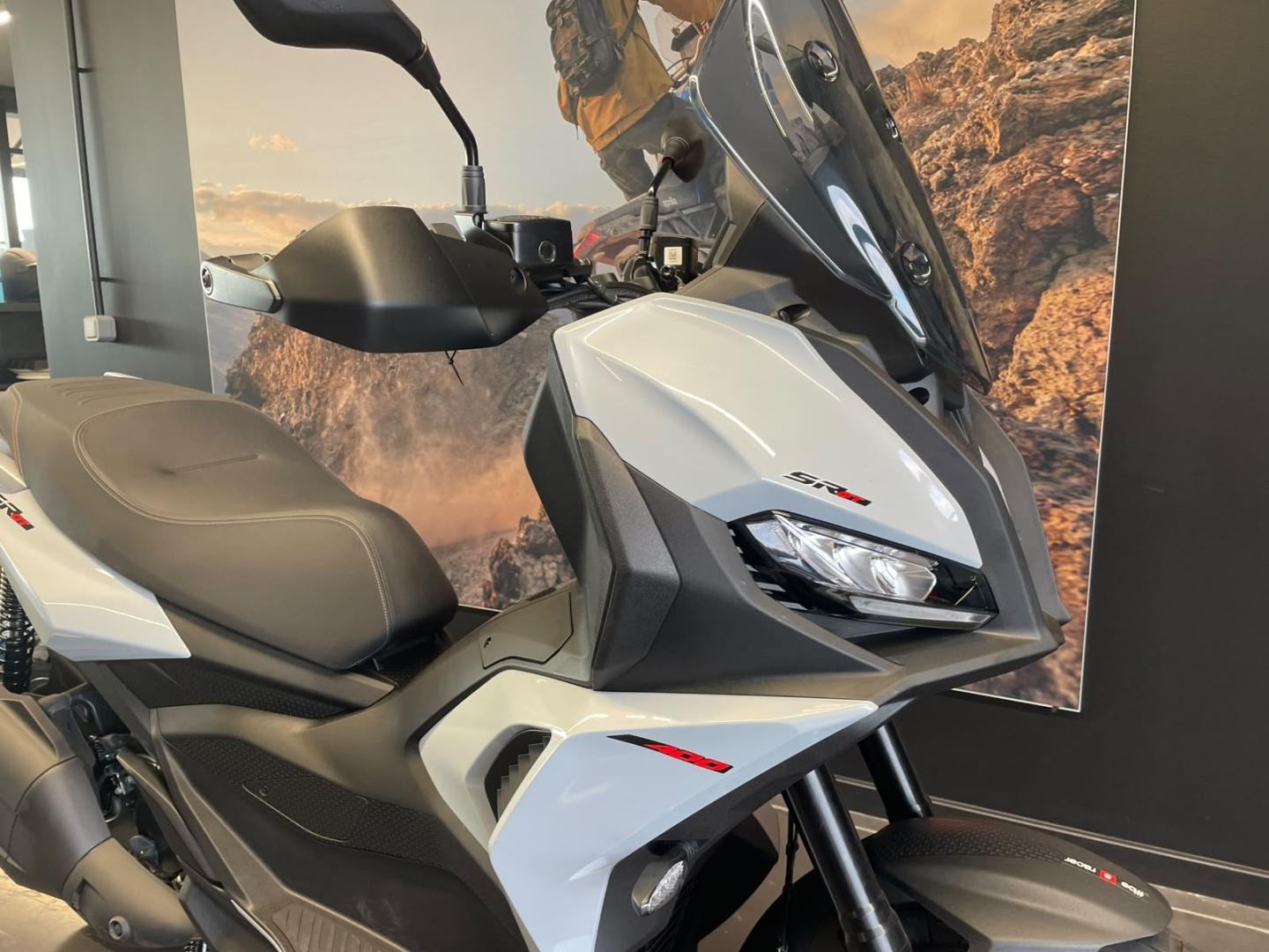 Image APRILIA SR GT SR GT 400