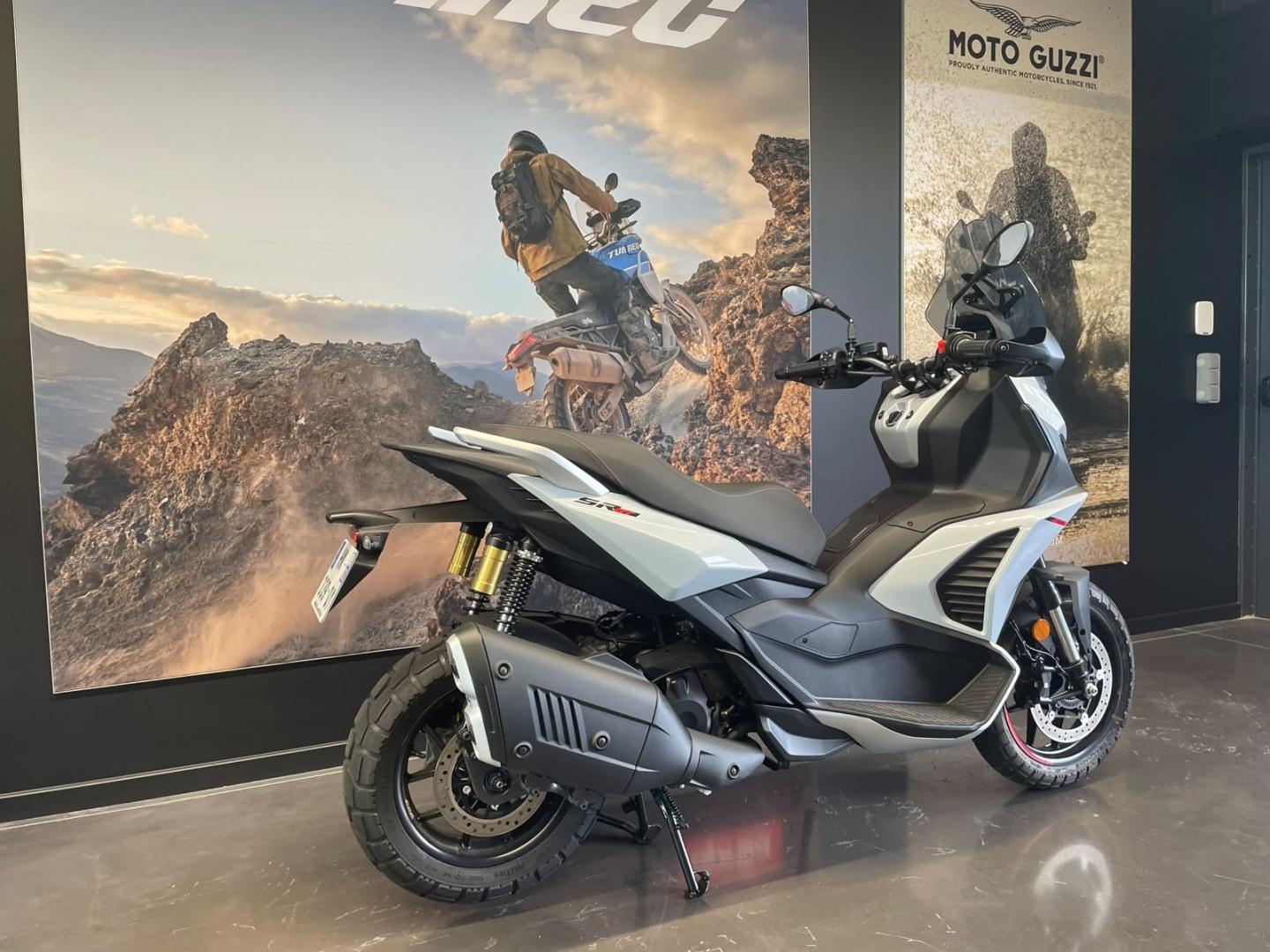 Image APRILIA SR GT SR GT 400
