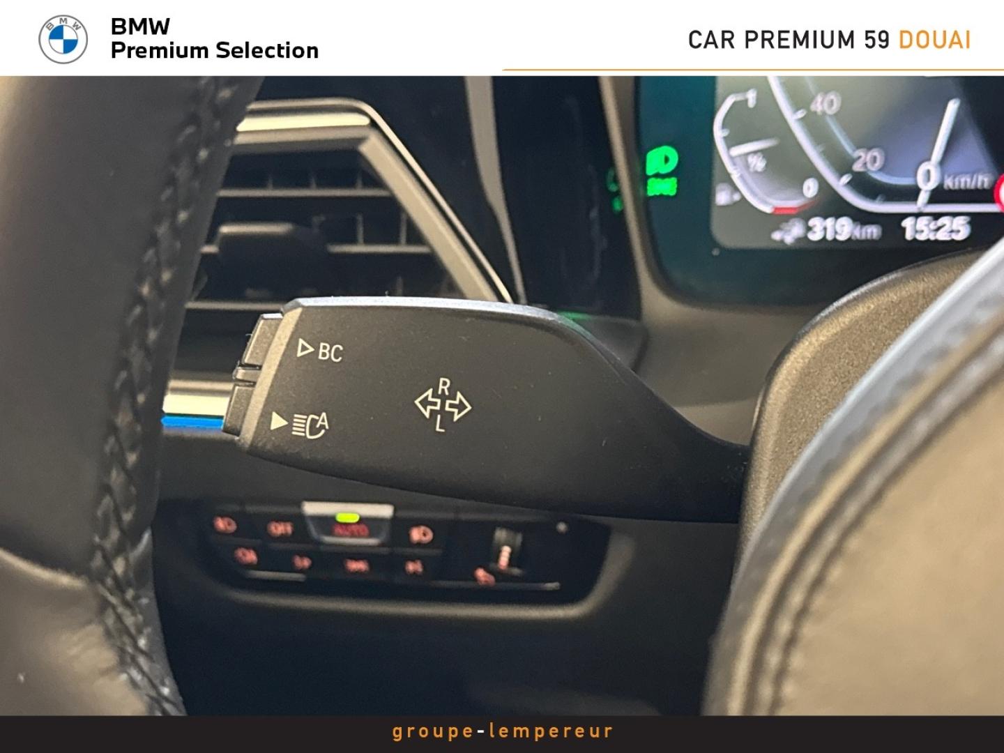 Image BMW Série 3 330eA 292ch M Sport 10cv