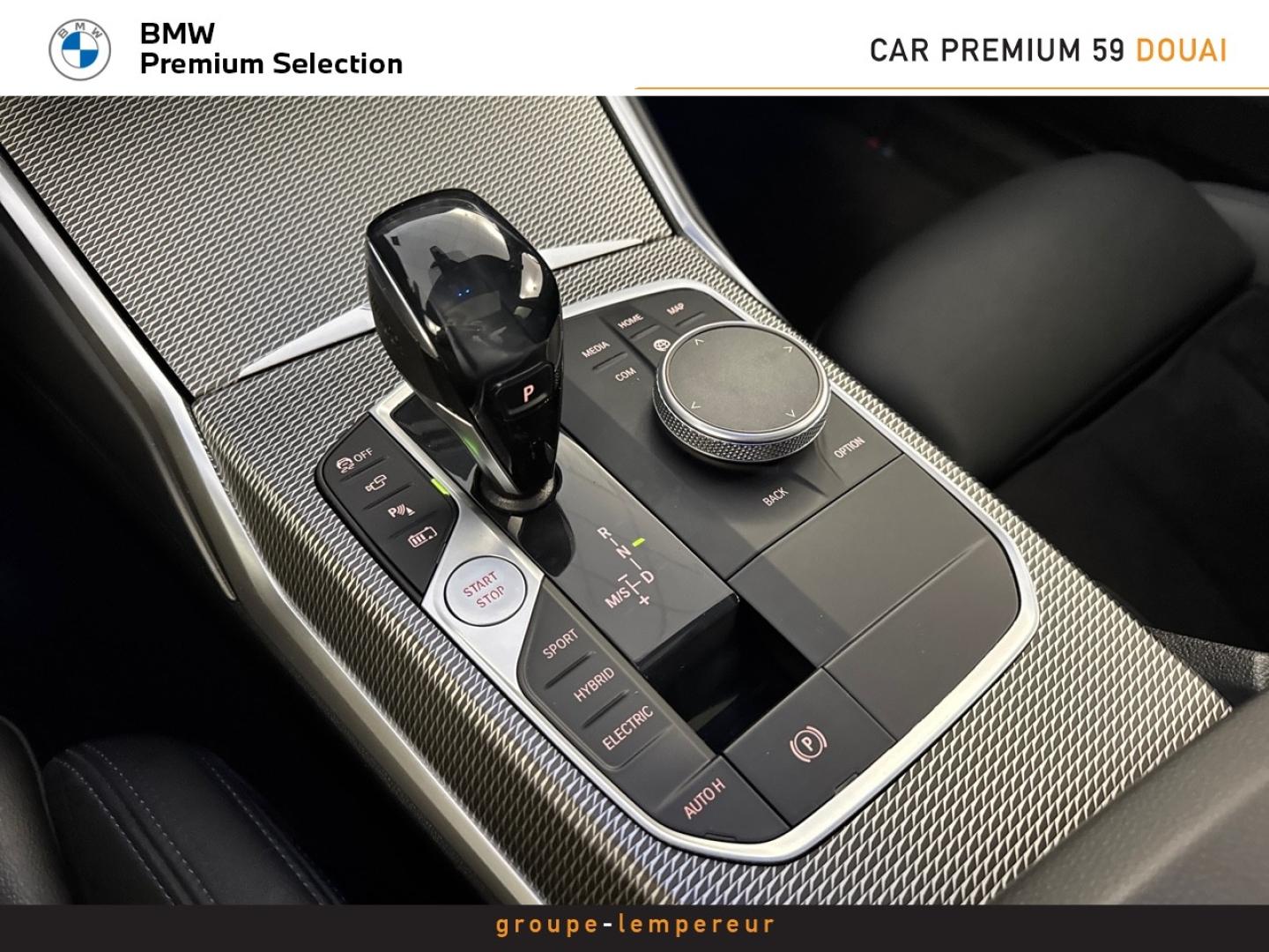 Image BMW Série 3 330eA 292ch M Sport 10cv