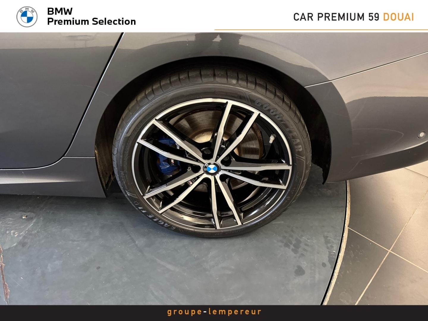 Image BMW Série 3 330eA 292ch M Sport 10cv