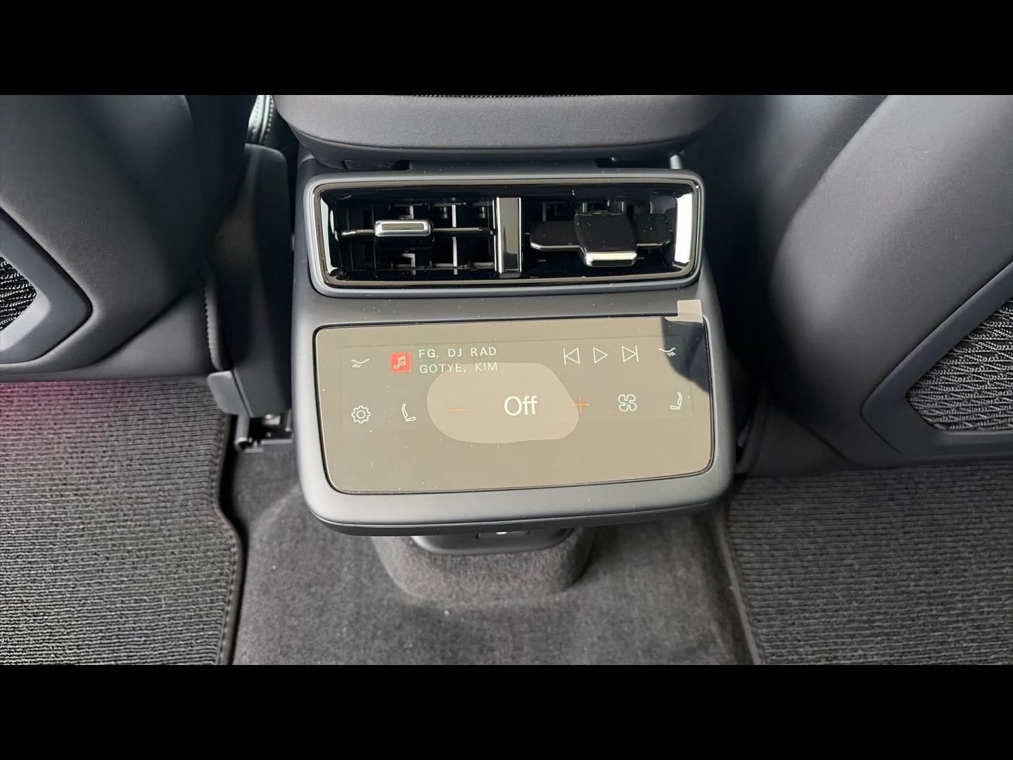 Image POLESTAR Polestar 4 272ch Long range Single motor Prime