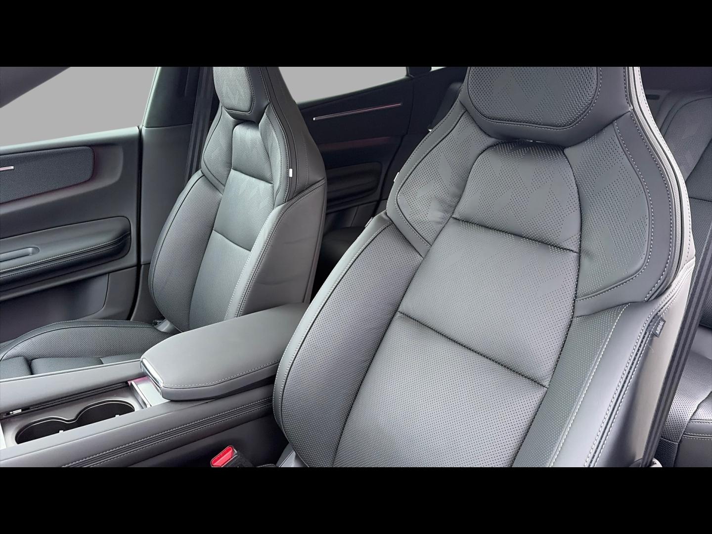 Image POLESTAR Polestar 4 272ch Long range Single motor Prime