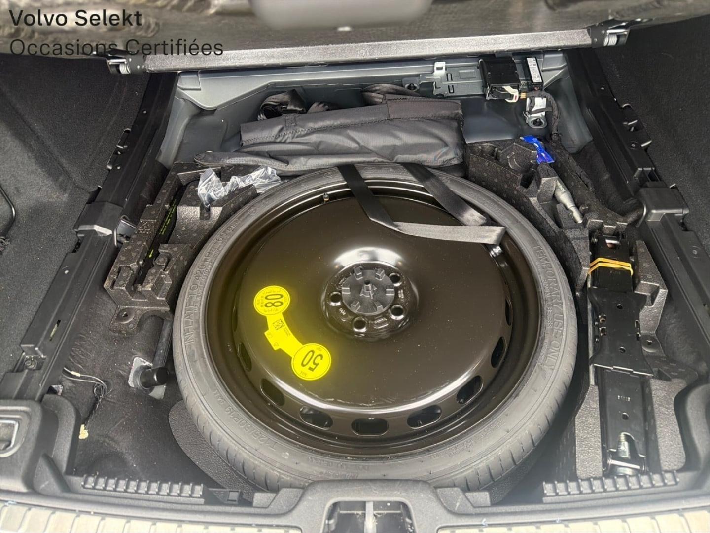 Image VOLVO V60 B4 197ch Ultra Style Dark DCT 7