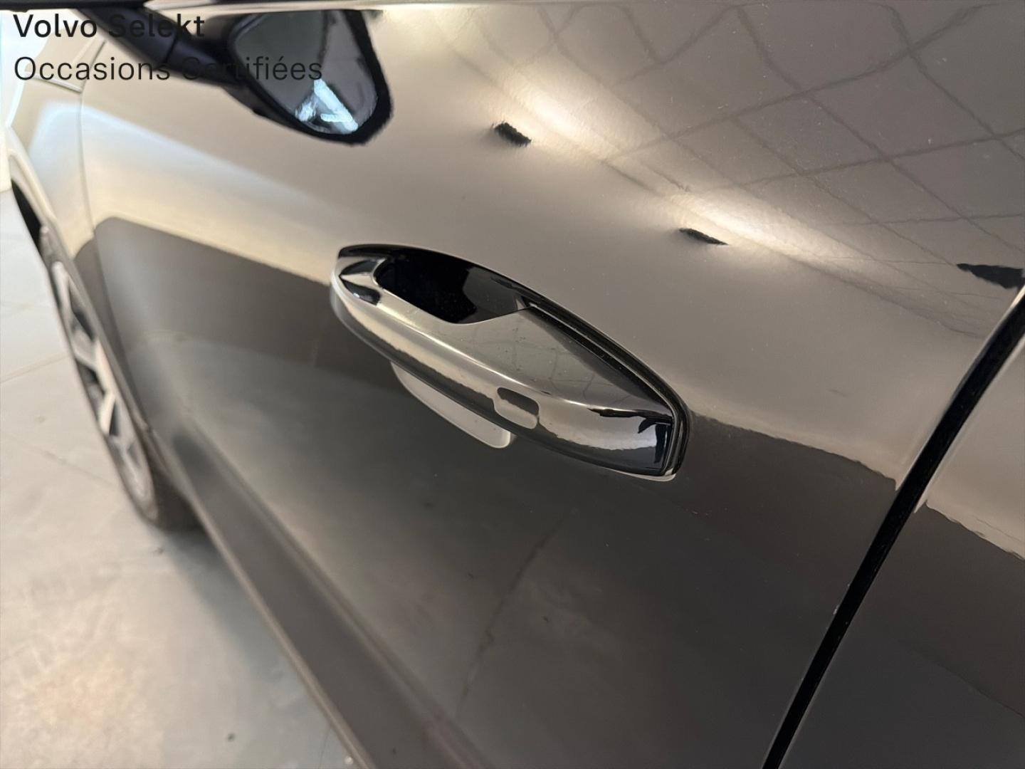 Image VOLVO XC40 B3 163ch Ultra DCT 7