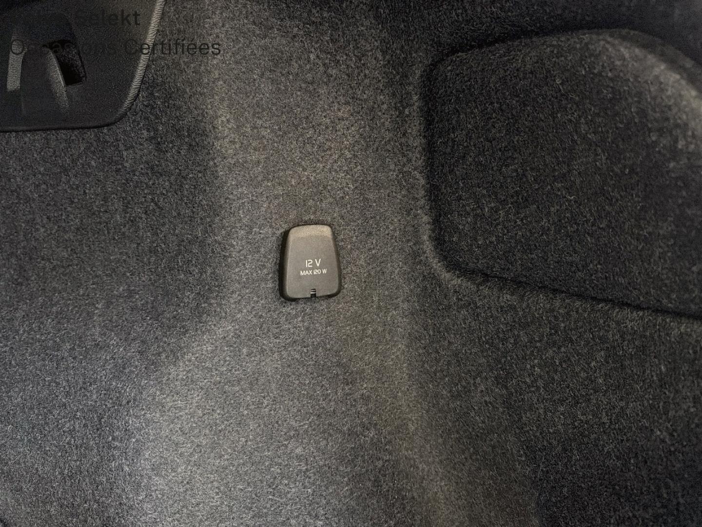 Image VOLVO XC40 B3 163ch Ultra DCT 7