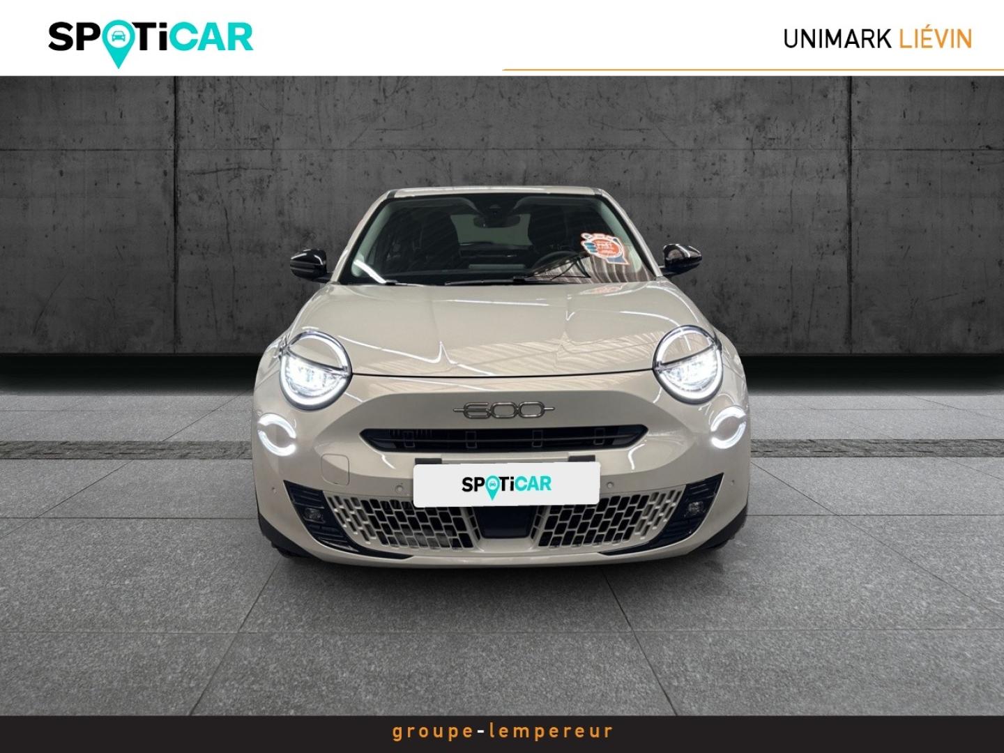 Image FIAT 600 1.2 Hybrid Turbo 145ch Pop eDCT6 Step 2