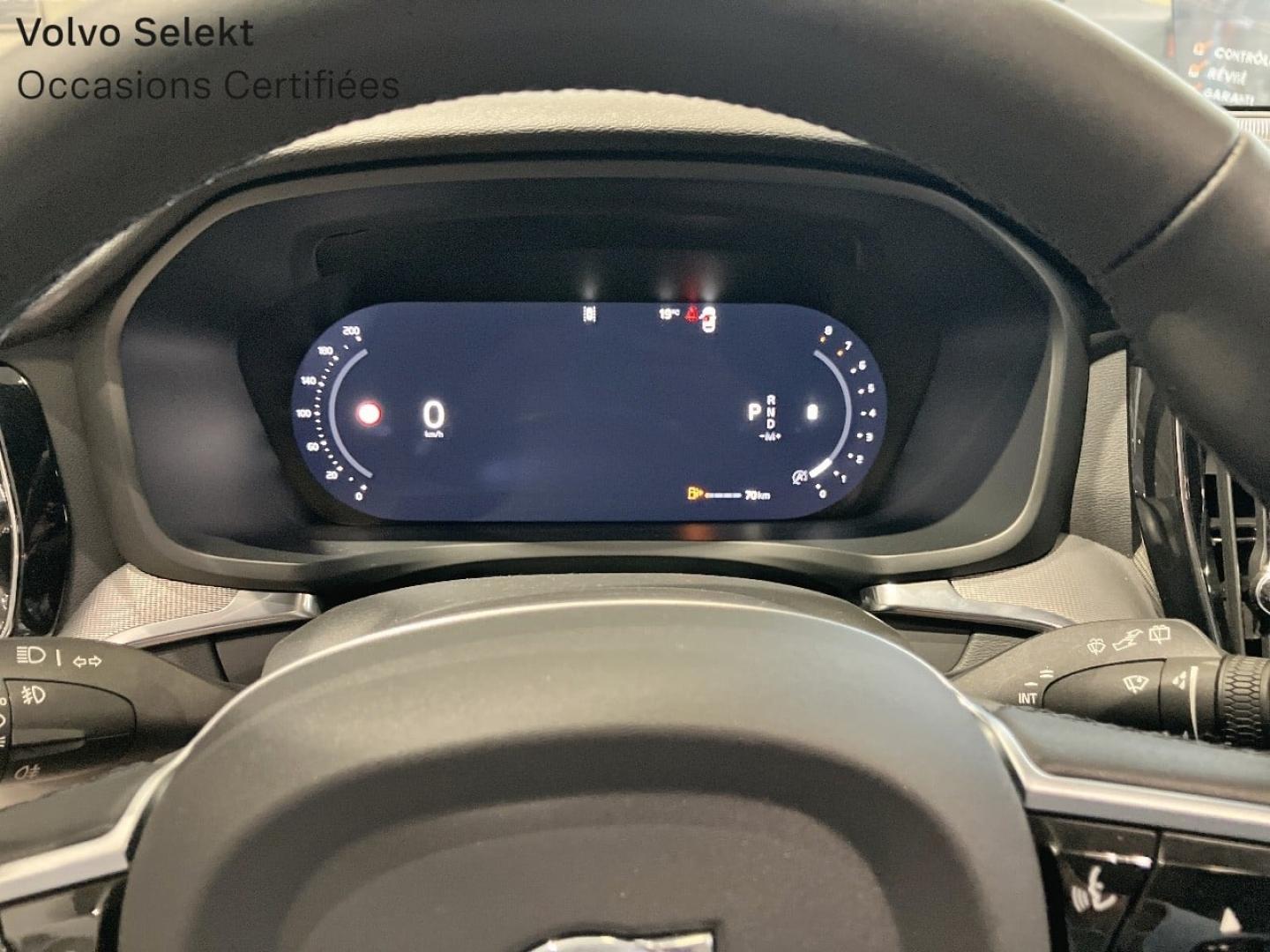 Image VOLVO V60 B4 197ch Plus Style Dark DCT 7