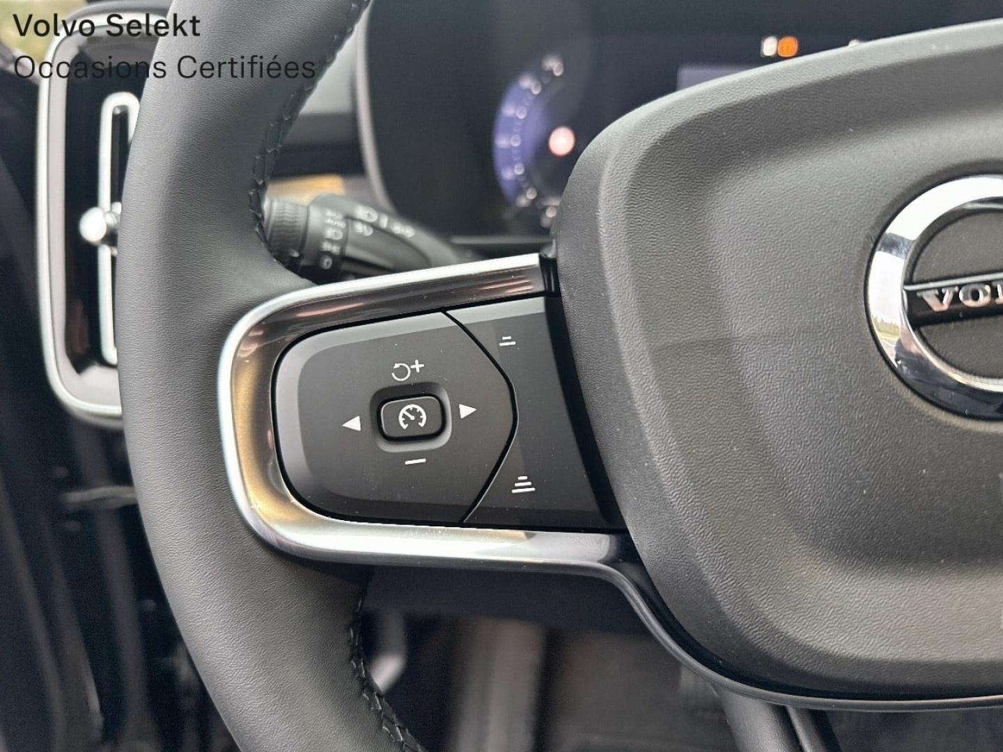 Image VOLVO XC40 B3 163ch Black Edition DCT 7
